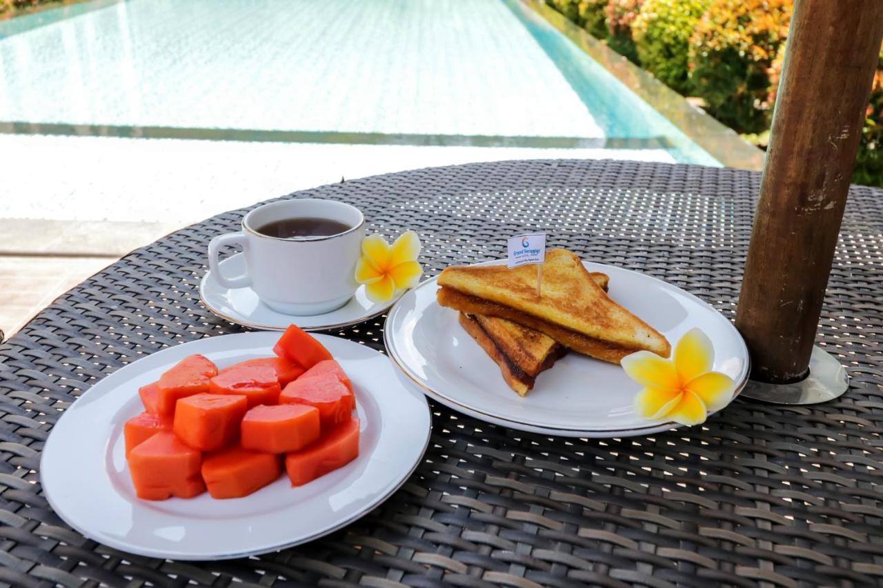Grand Senggigi Hotel Экстерьер фото