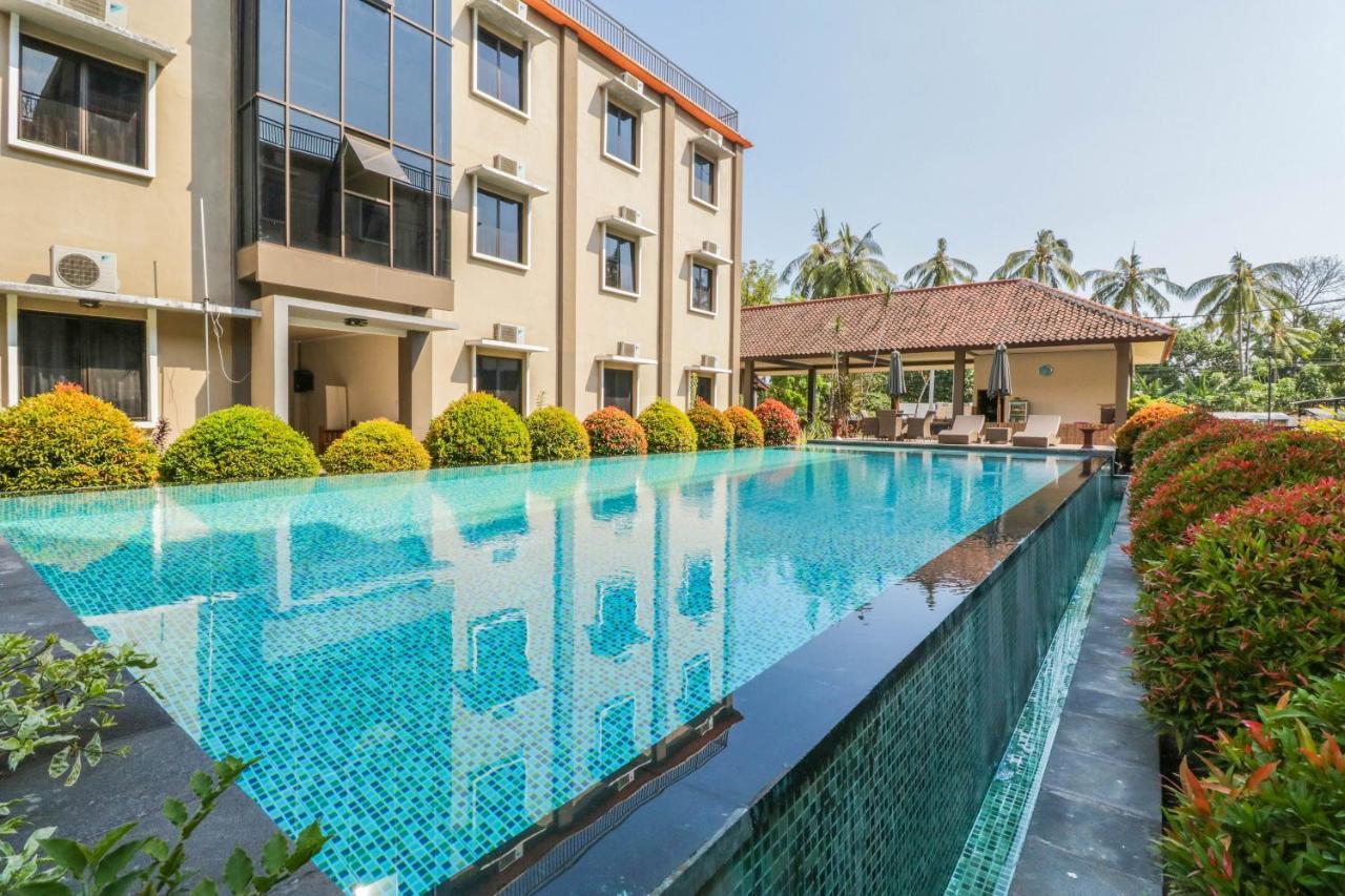 Grand Senggigi Hotel Экстерьер фото