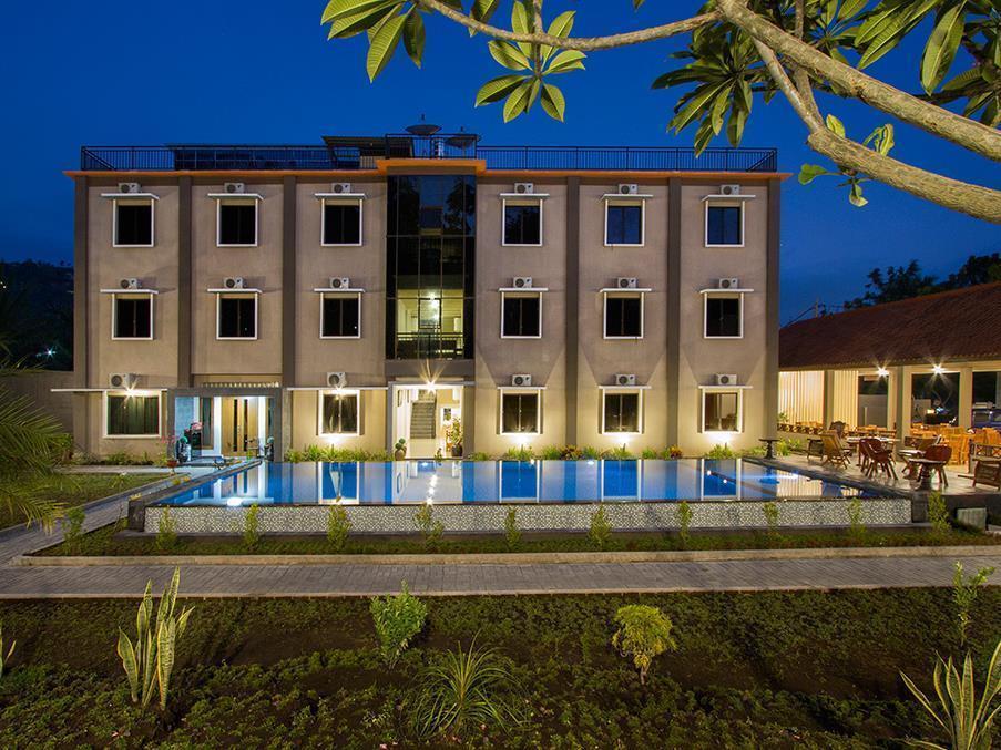 Grand Senggigi Hotel Экстерьер фото