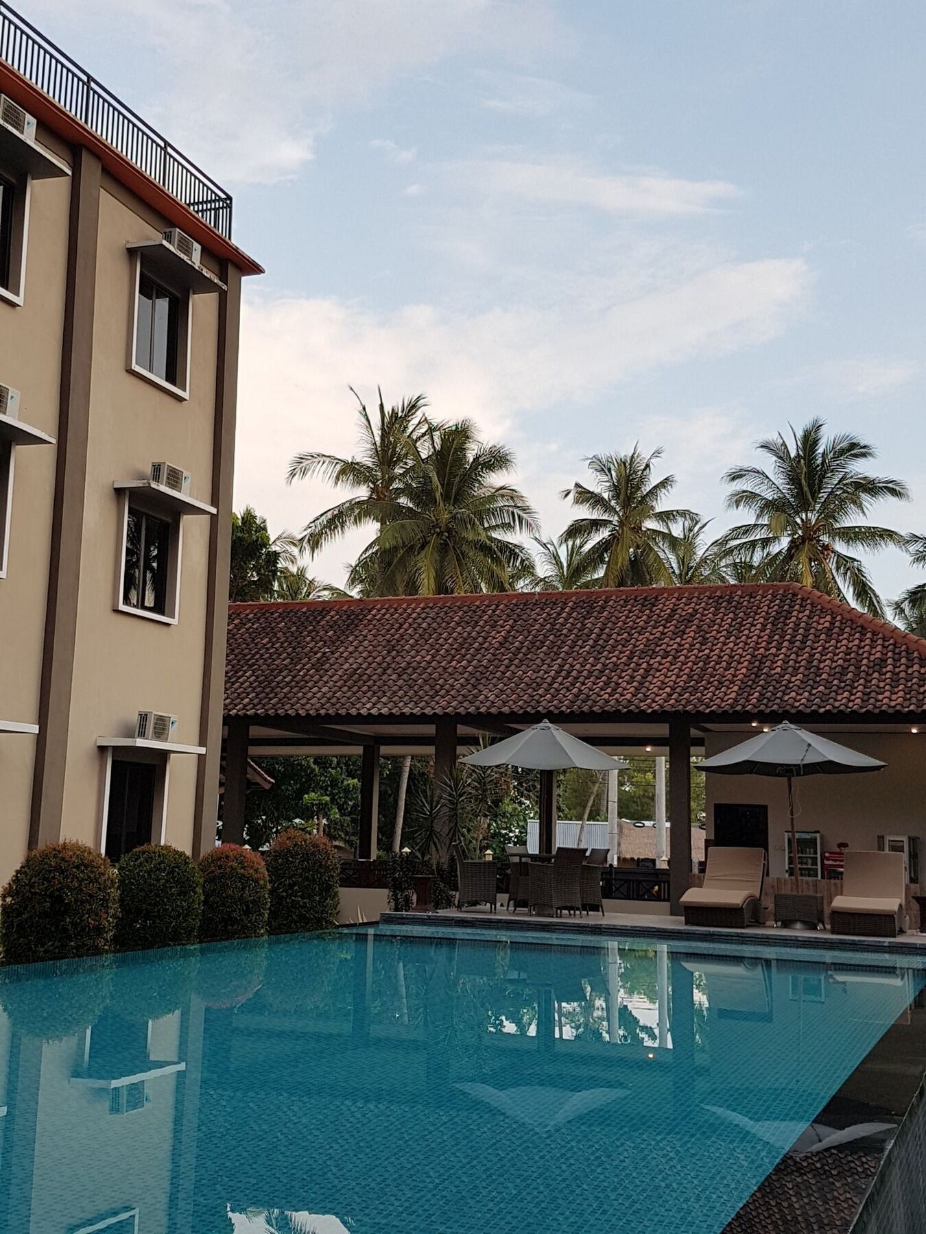 Grand Senggigi Hotel Экстерьер фото